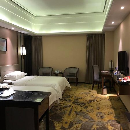 Ramada Foshan Hotel Eksteriør bilde