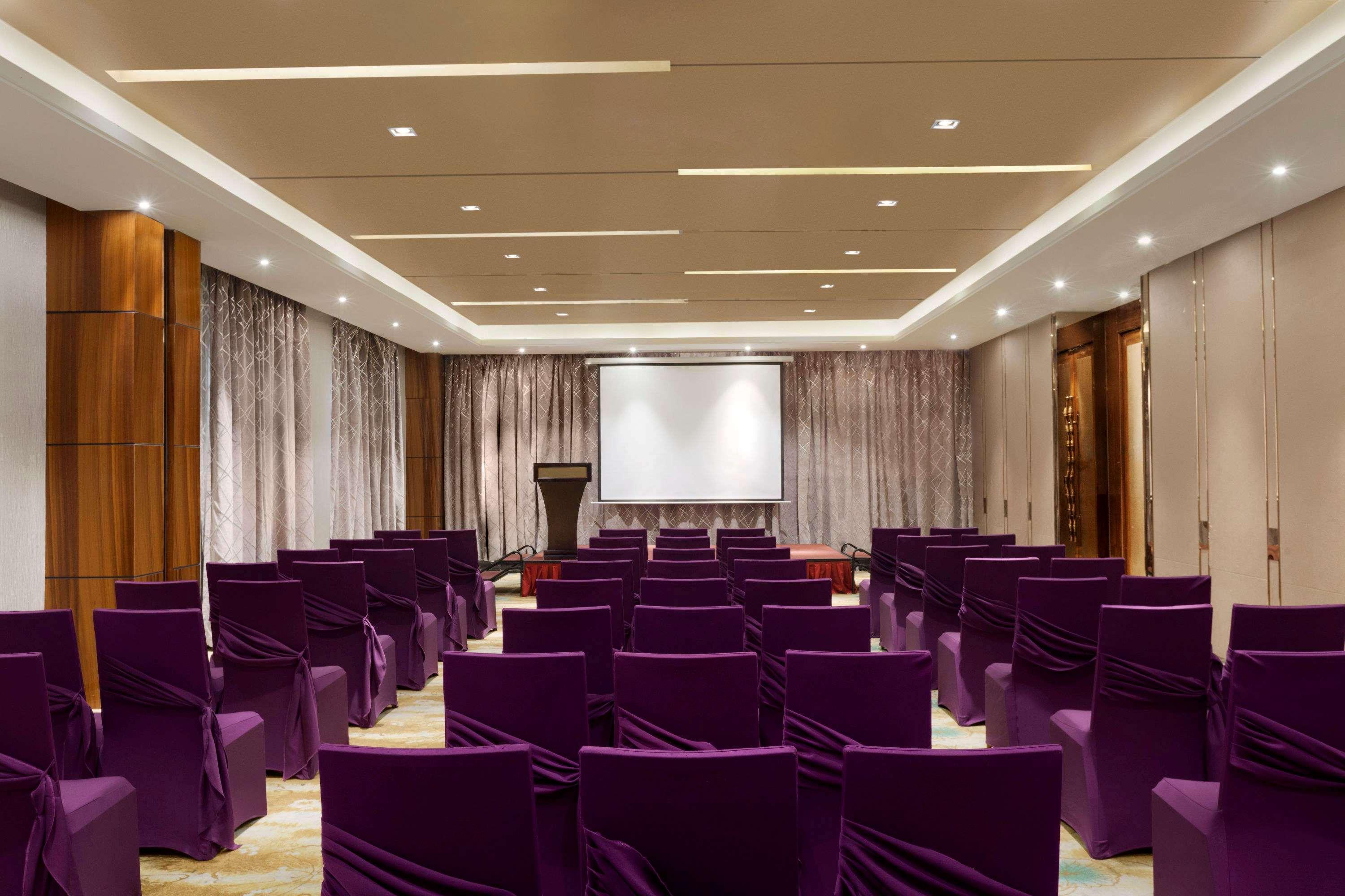 Ramada Foshan Hotel Eksteriør bilde