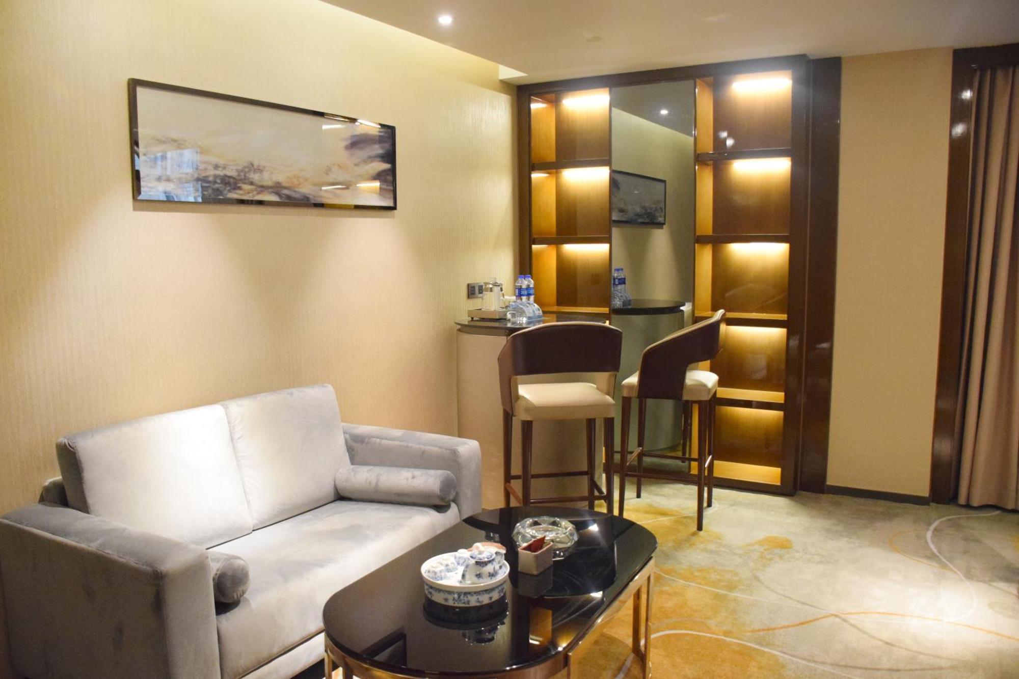 Ramada Foshan Hotel Eksteriør bilde