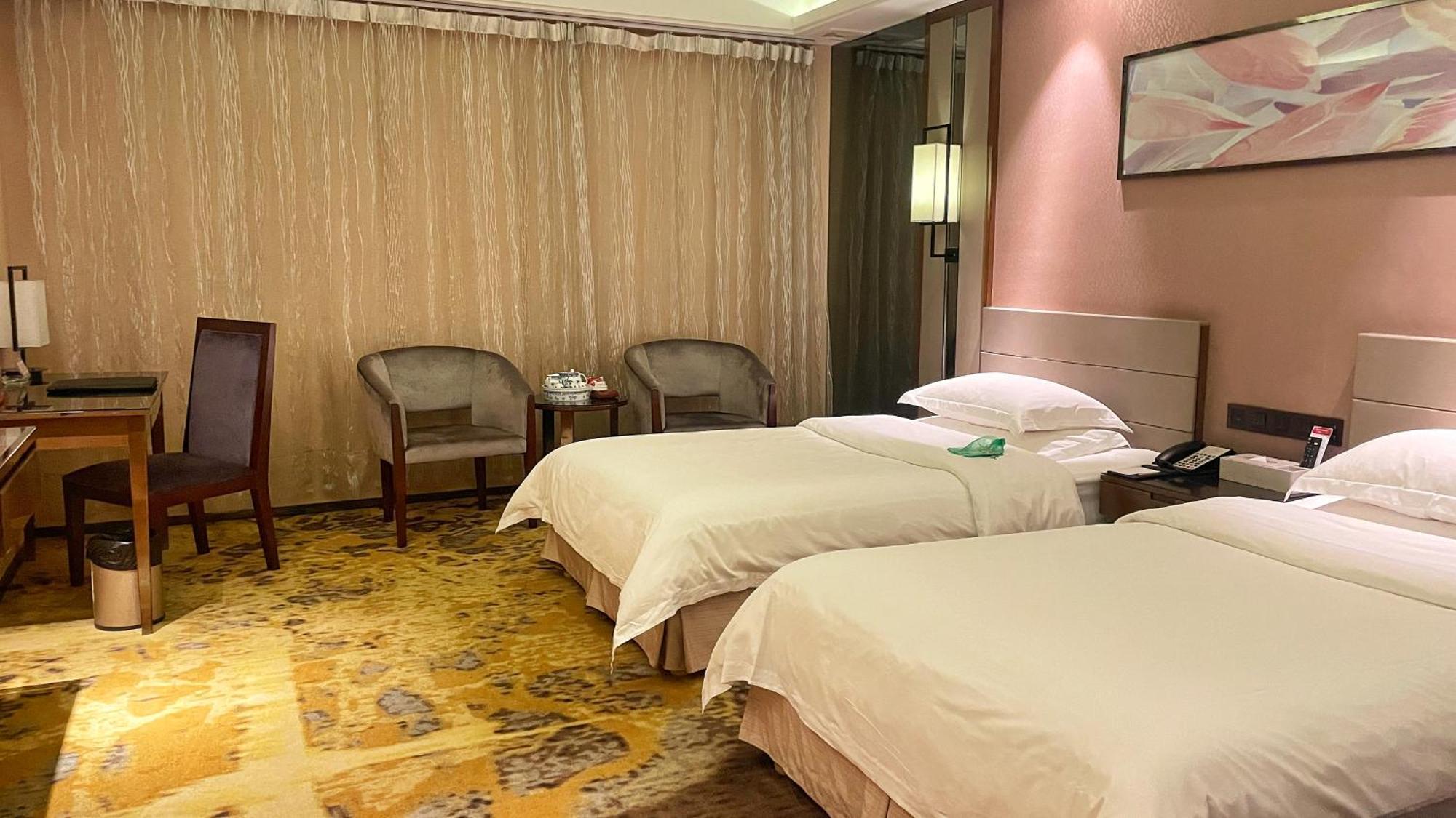 Ramada Foshan Hotel Eksteriør bilde