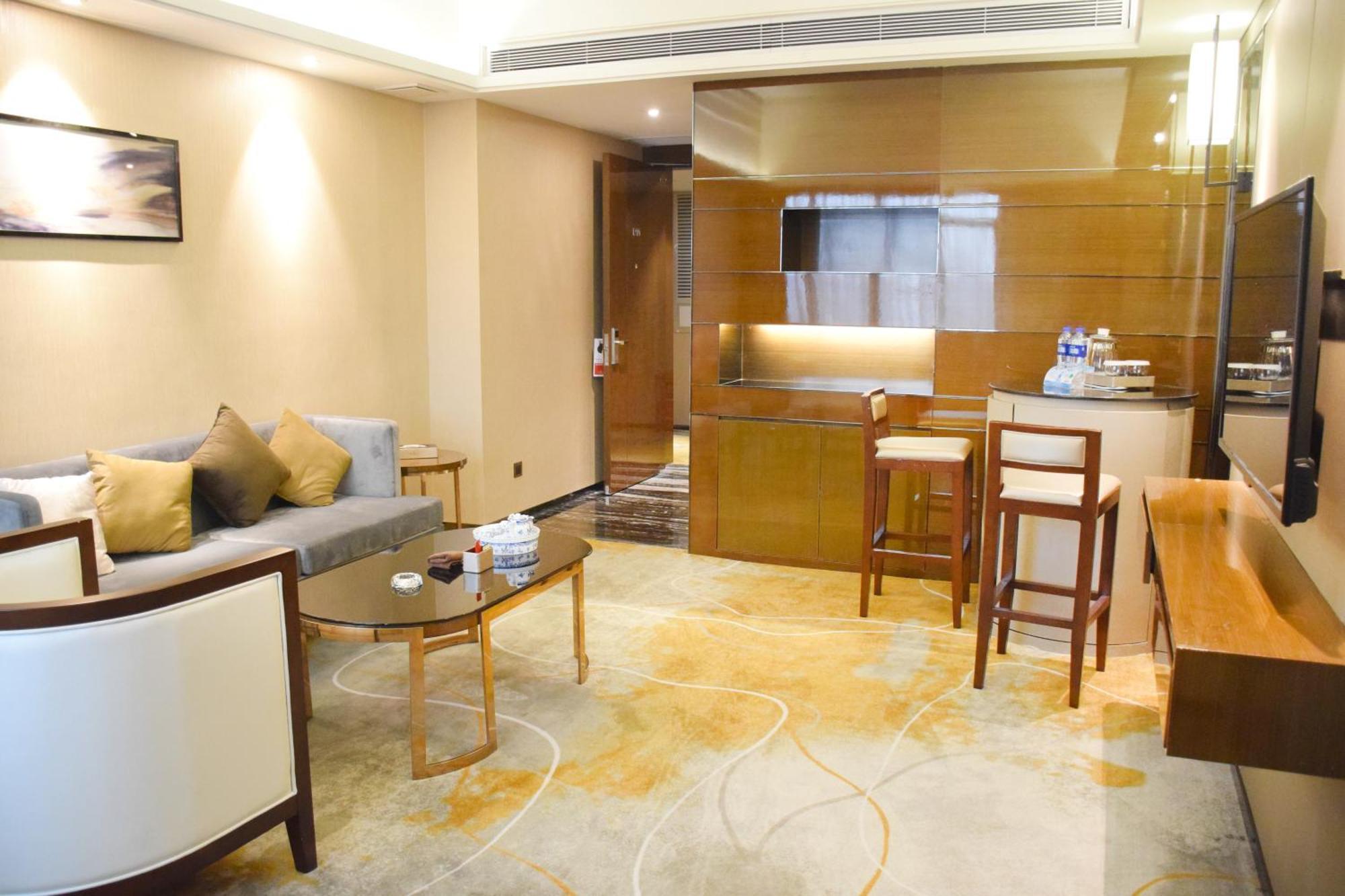 Ramada Foshan Hotel Eksteriør bilde