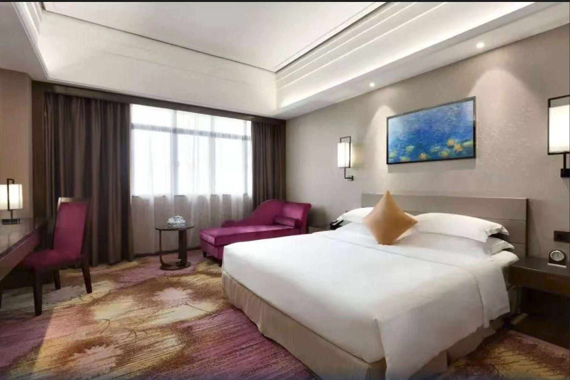 Ramada Foshan Hotel Eksteriør bilde