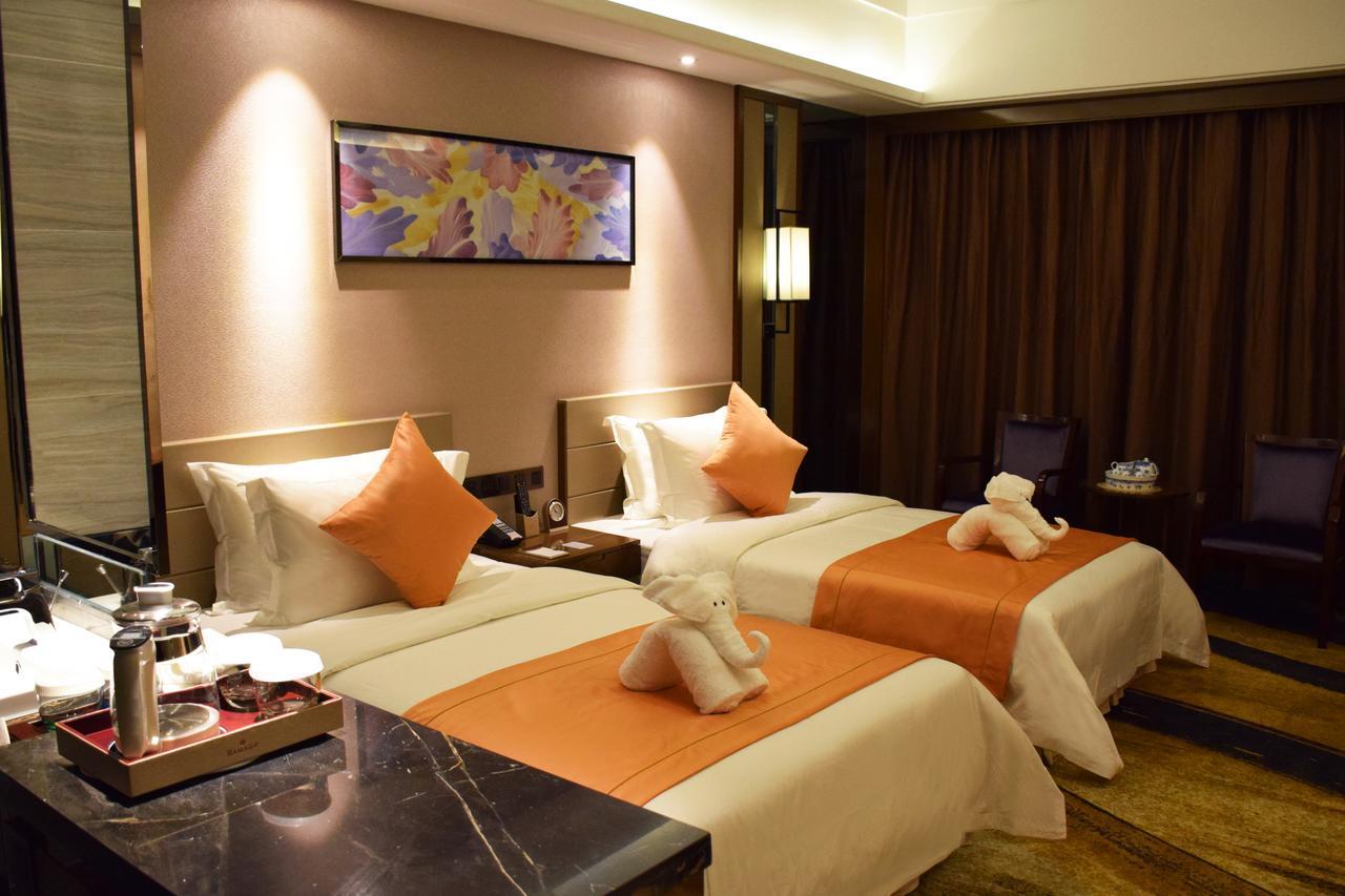 Ramada Foshan Hotel Eksteriør bilde