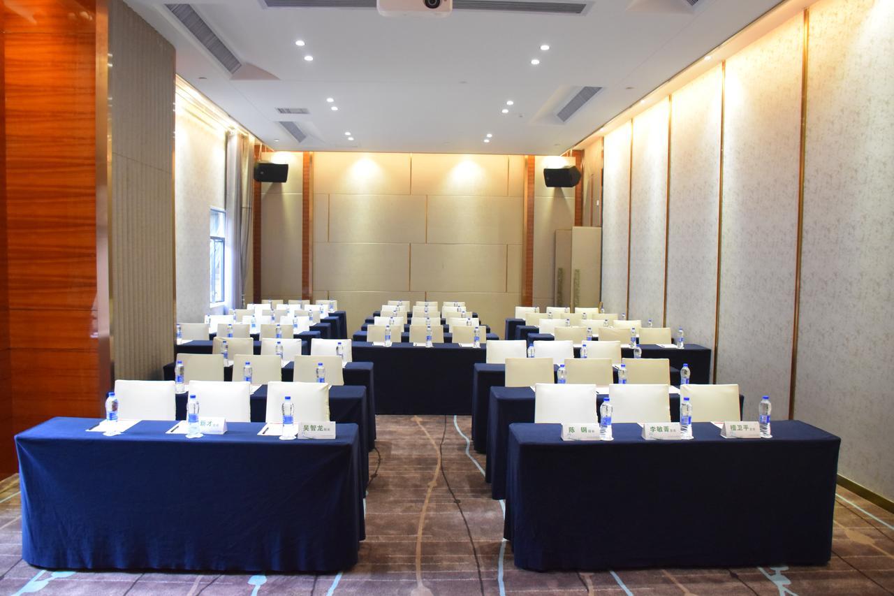 Ramada Foshan Hotel Eksteriør bilde