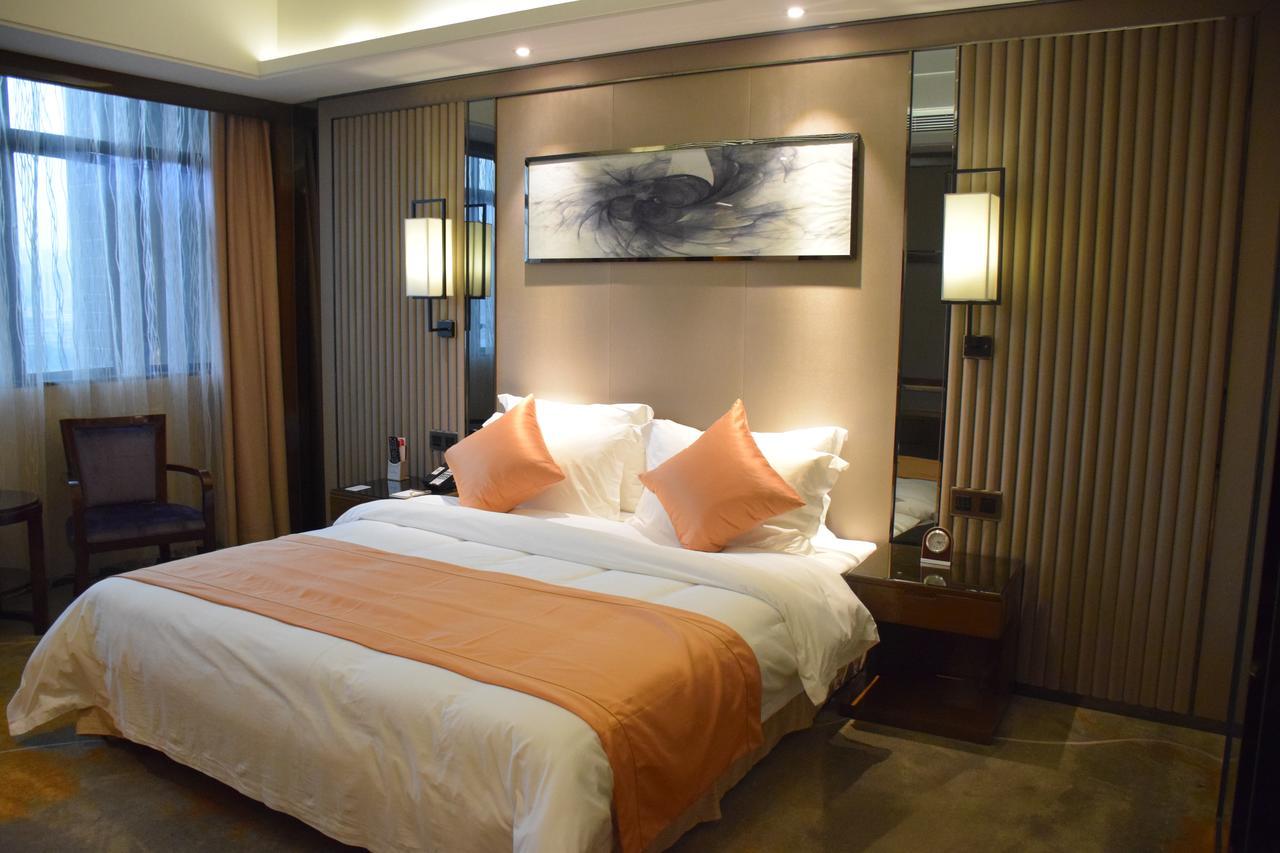 Ramada Foshan Hotel Eksteriør bilde